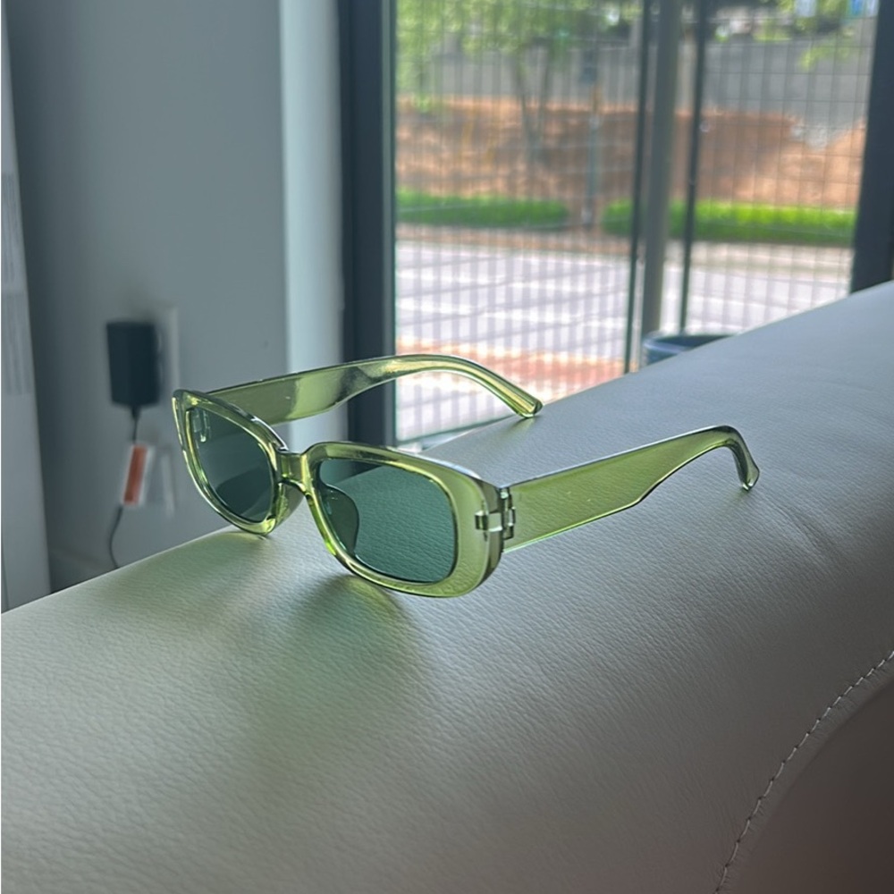Stylish Green Sunglasses